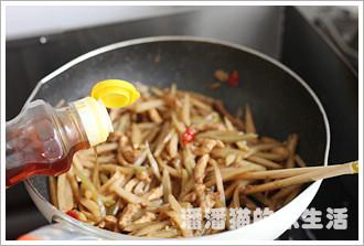 芥菜皮炒肉丝的做法