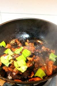 酱烧茄子的做法