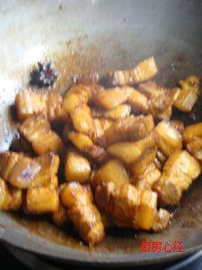 五花肉炖白萝卜的做法