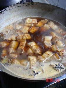 五花肉炖白萝卜的做法