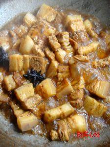 五花肉炖白萝卜的做法