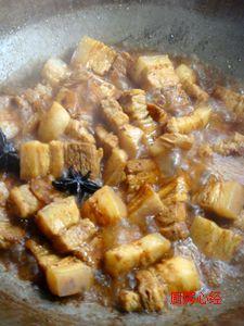 五花肉炖白萝卜的做法