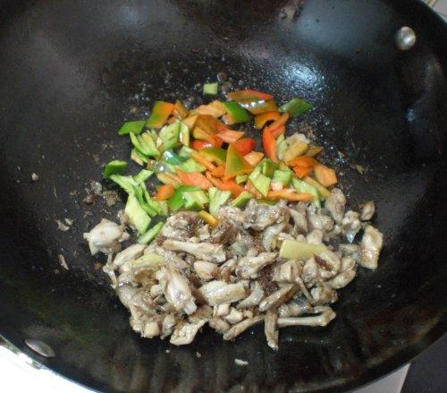 爆炒鹌鹑的做法