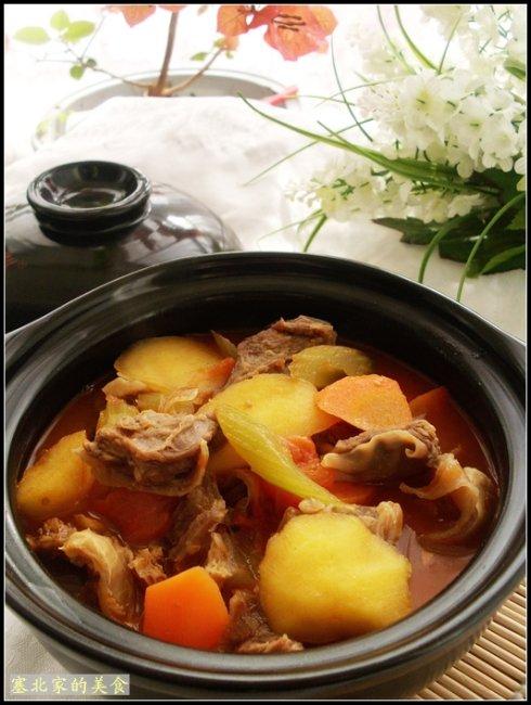 养生牛腩煲的做法