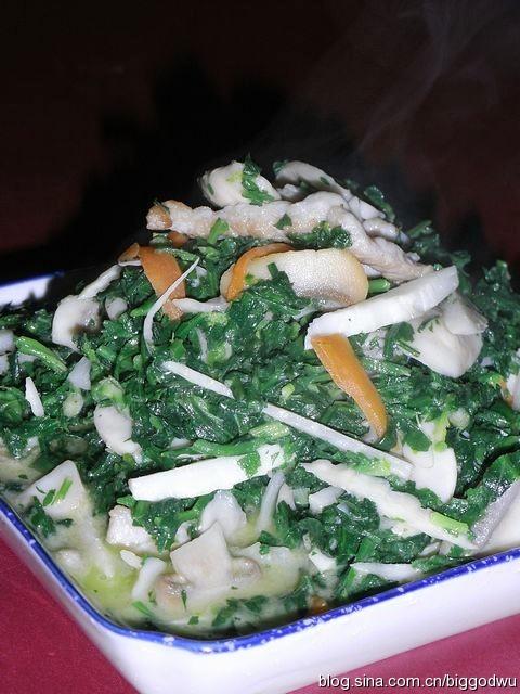 翡翠蘑菇肉丝的做法
