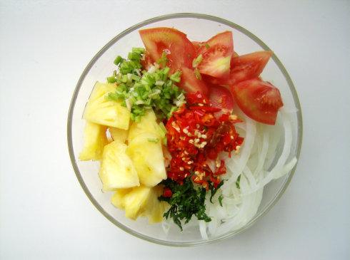 泰式凉拌脆皮鸡的做法