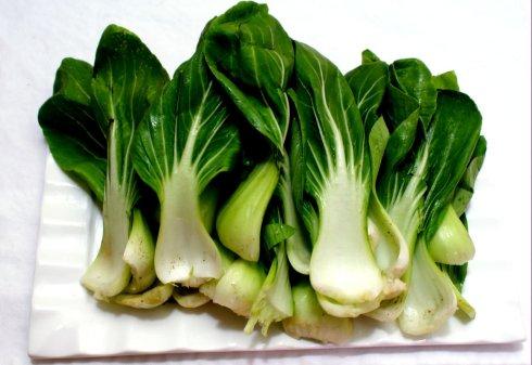 手捏菜炒毛豆的做法