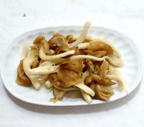 手捏菜炒毛豆的做法