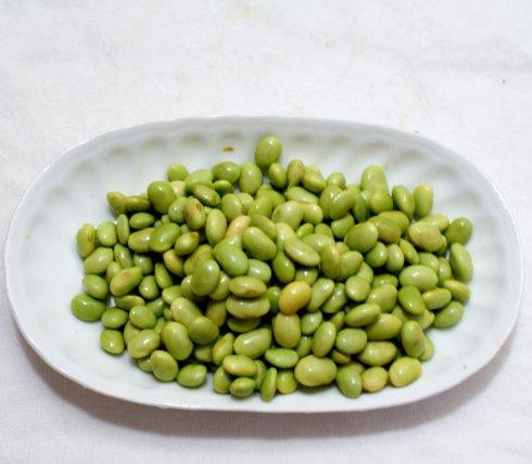 手捏菜炒毛豆的做法