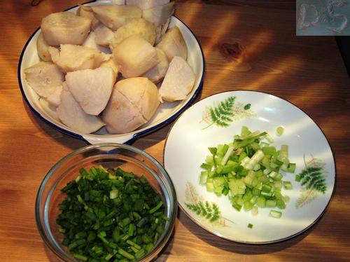 葱油芋儿的做法