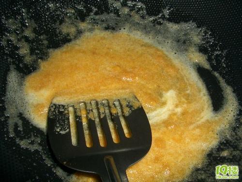 咸蛋黄鸡翅的做法