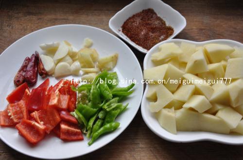 回锅洋芋的做法