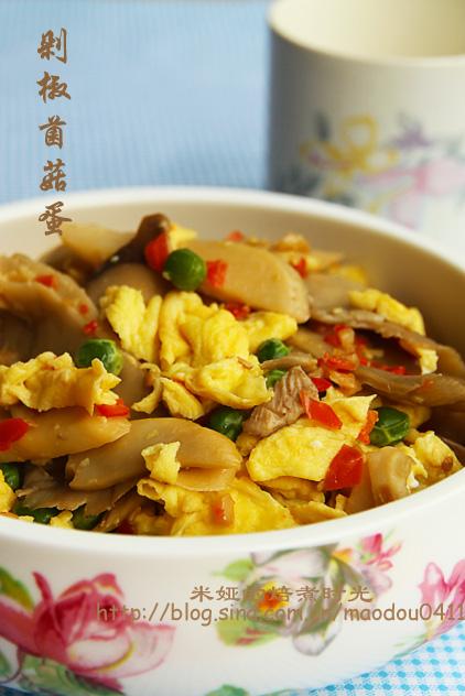 剁椒菌菇蛋的做法