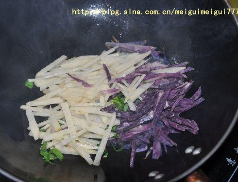 双色土豆丝的做法