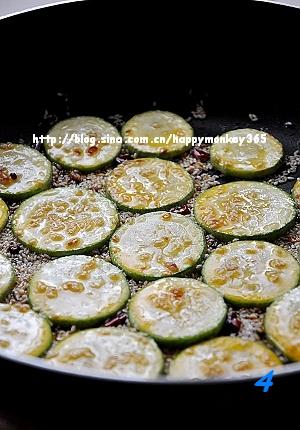 芝香椒油西葫芦的做法