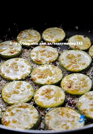 芝香椒油西葫芦的做法