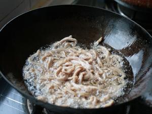 红薯梗炒肉丝的做法