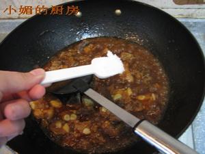 酸梅子焖排骨做法的做法