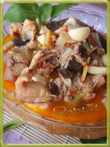 大蒜鲢鱼的做法