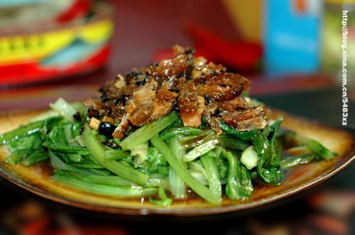 鲮鱼油麦菜的做法