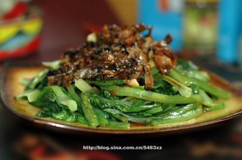 鲮鱼油麦菜的做法