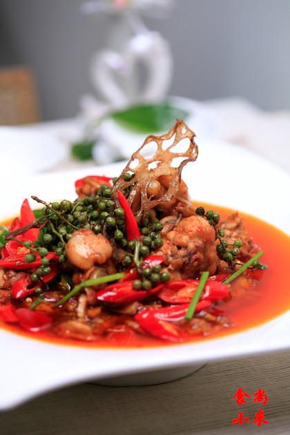 鲜椒茶油牛蛙的做法