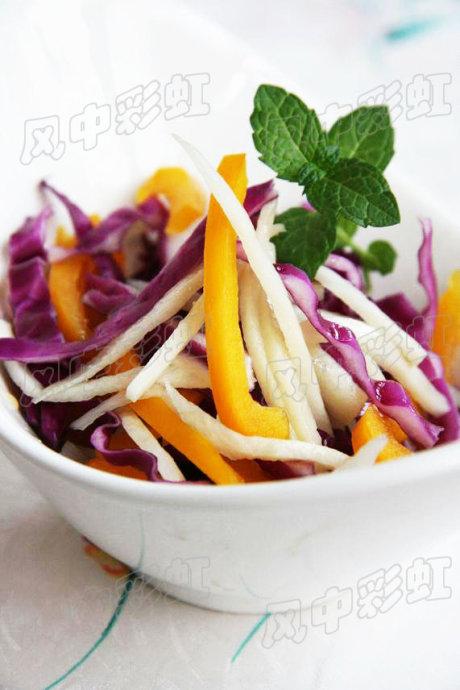 紫甘兰拌茭白的做法