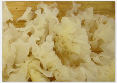 银耳拌黄瓜的做法