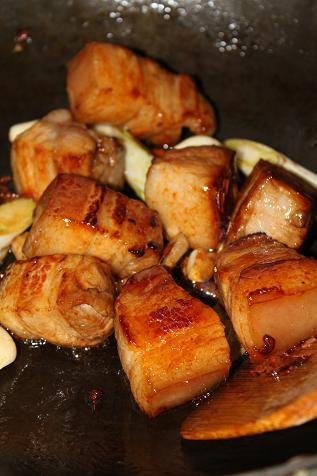 腐乳红烧肉的做法