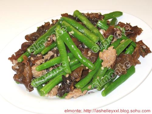 木耳肉末炒四季豆的做法