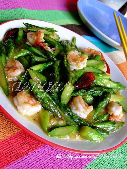芦笋扒虾仁的做法