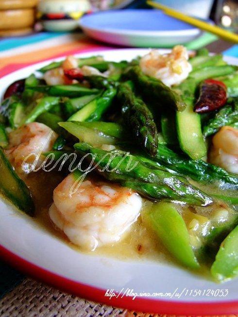 芦笋扒虾仁的做法