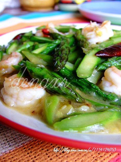 芦笋扒虾仁的做法