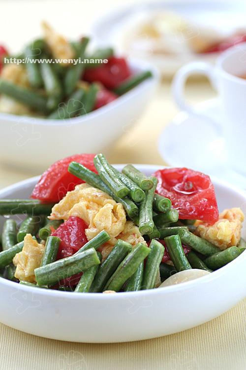 豆角炒西红柿的做法