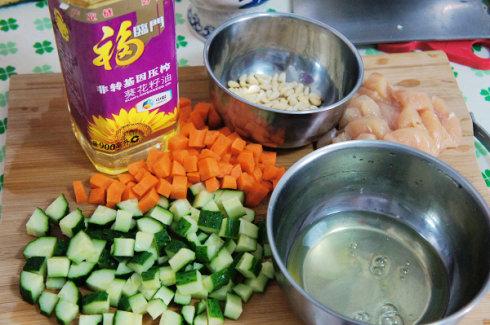 五彩鸡丁的做法