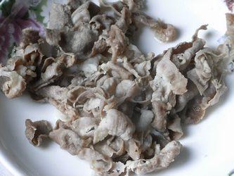 鱼羊鲜菇汤的做法