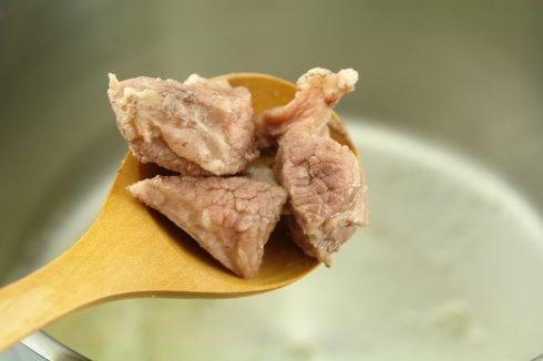 �ڽ�ţ���ҵ�����