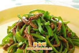 青椒炒牛肉丝的做法