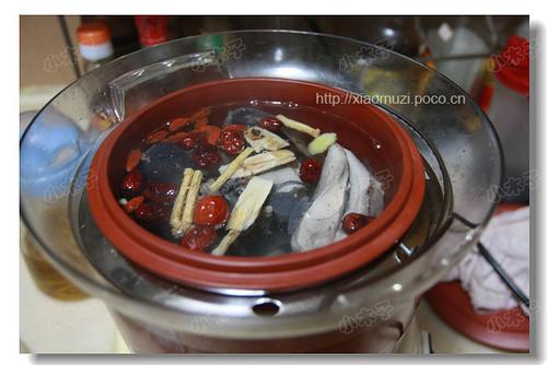 ���κ������ڼ�������