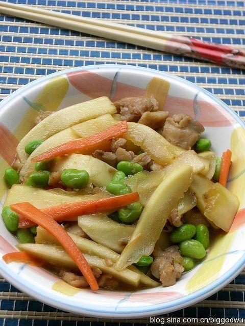 鸡腿肉炒笋瓜的做法