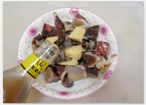 蒸咸鸭腿的做法