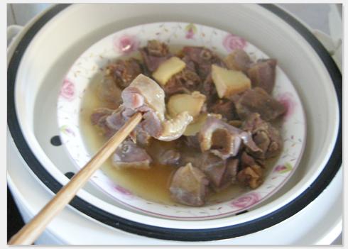 蒸咸鸭腿的做法