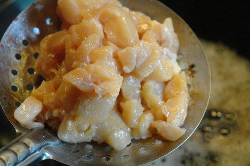 酸辣鸡丁的做法