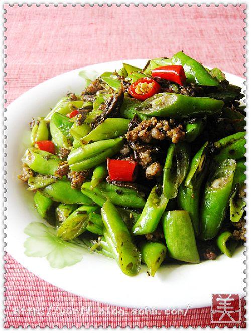 榄菜肉末炒四季豆的做法