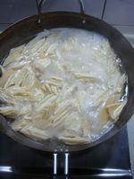 虾籽烧腐竹的做法