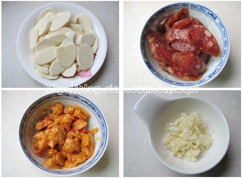 萝卜干腊肠炒茭白的做法