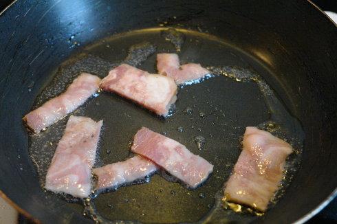 培根莲花白的做法