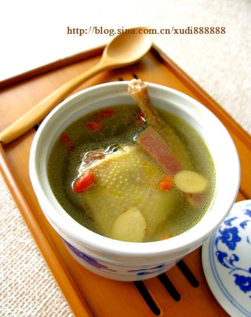 黄芪炖乳鸽的做法