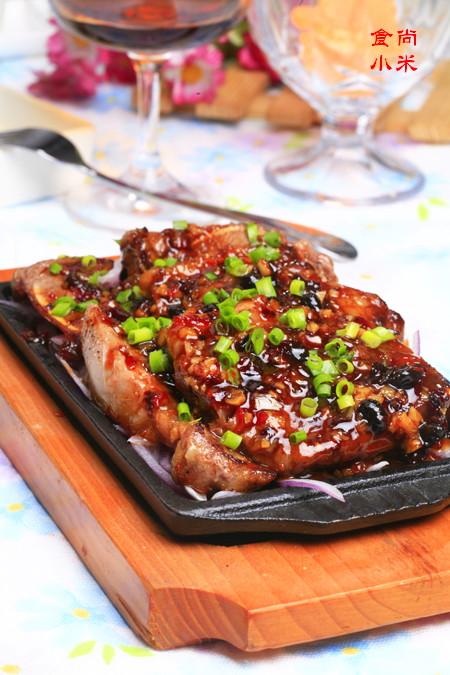 铁板牛仔骨的做法