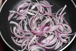 铁板牛仔骨的做法